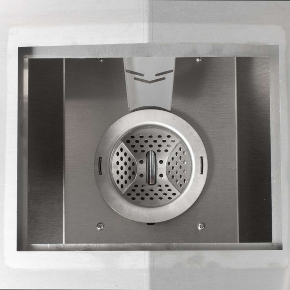 A front-facing view of the Memphis Grills Pro Built-In ITC3 showcases its robust stainless steel construction and high-tech digital control panel