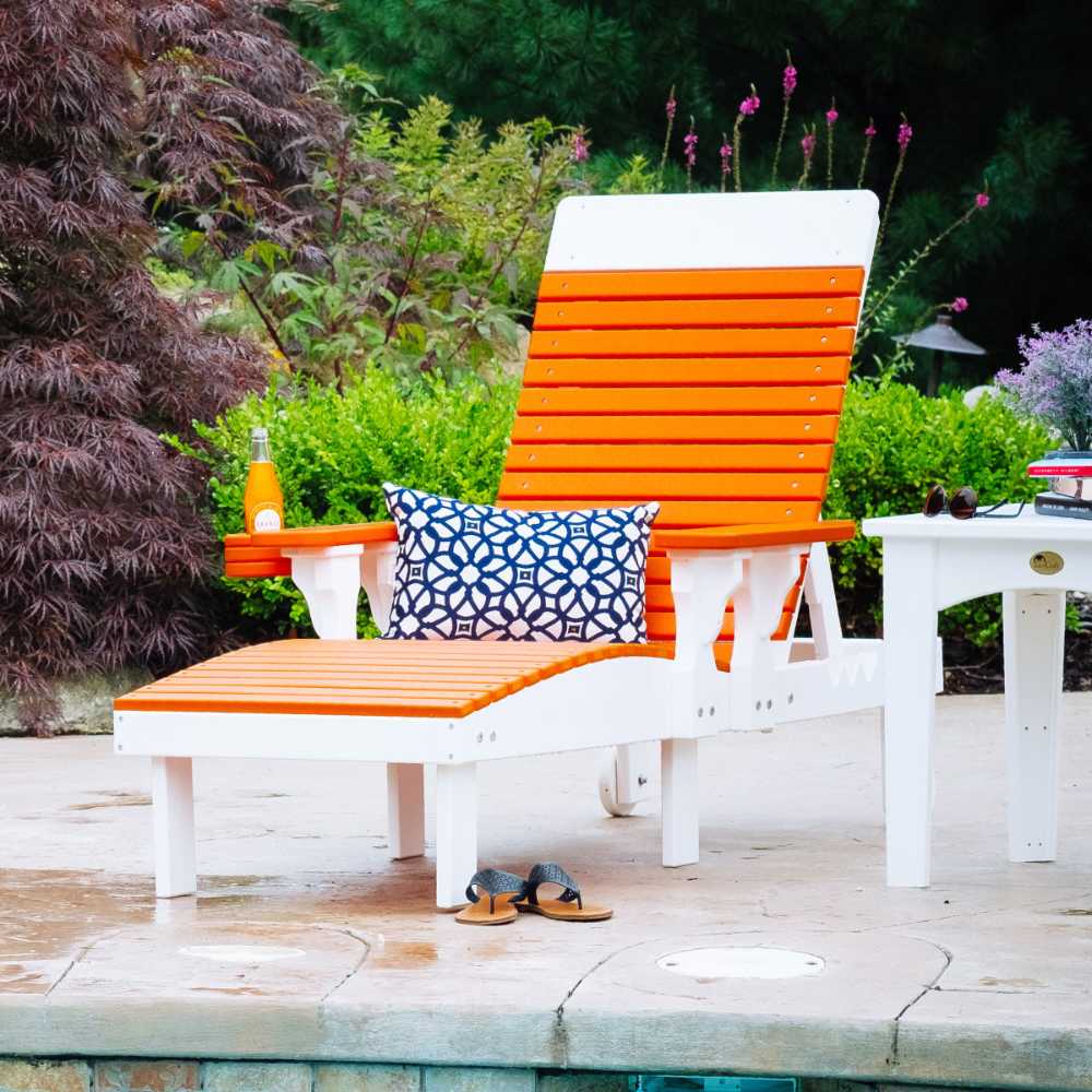 Outdoor Lounge Chairs
