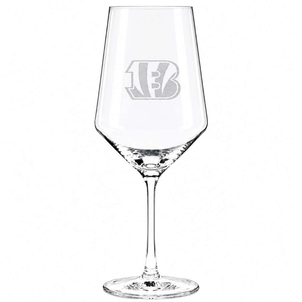 Cincinnati Bengals Crate & Barrel NFL Tour 18oz Red Wine Glass, Set of 4 featuring the Bengals striped “B” logo etched on a clear stemmed wine glass