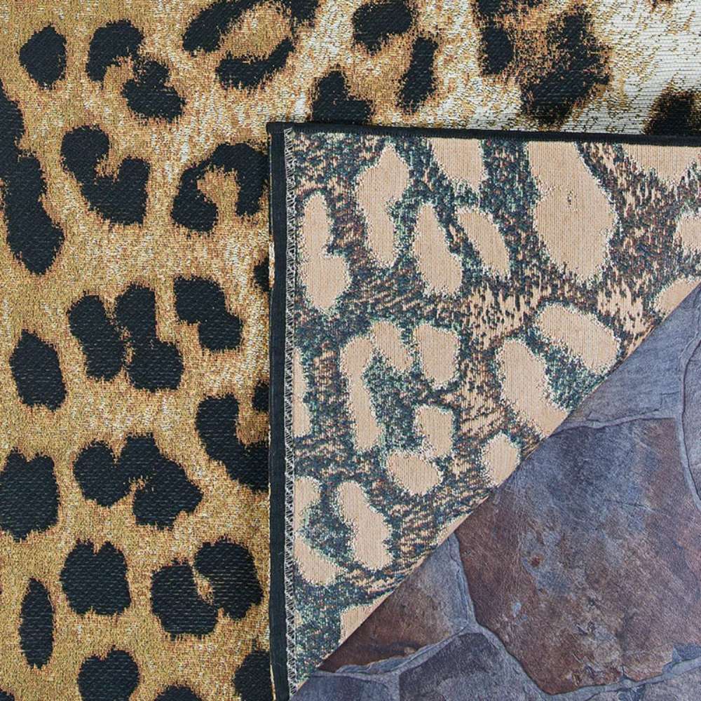 Couristan Dolce Indoor/Outdoor Rug - Amur Leopard/New Gold features a close-up of the rug's front and back corners