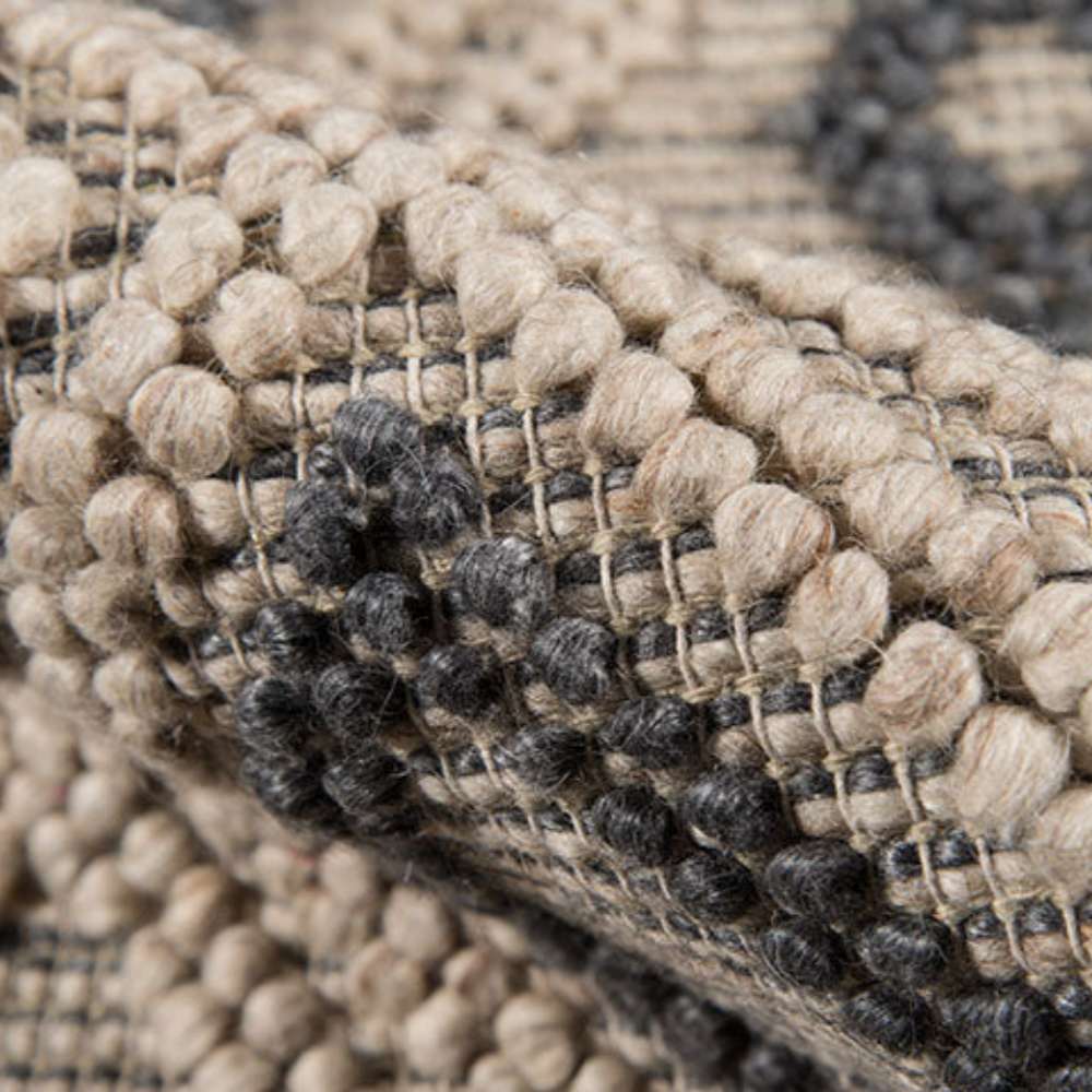 Momeni Andes Indoor Rug - AND-2 Beige highlights soft wool loops with a raised design