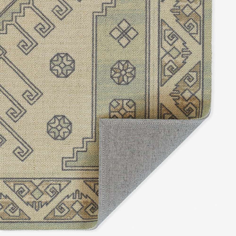 Momeni Anatolia Indoor Rug - ANA-11 Sage displays a flexible corner fold