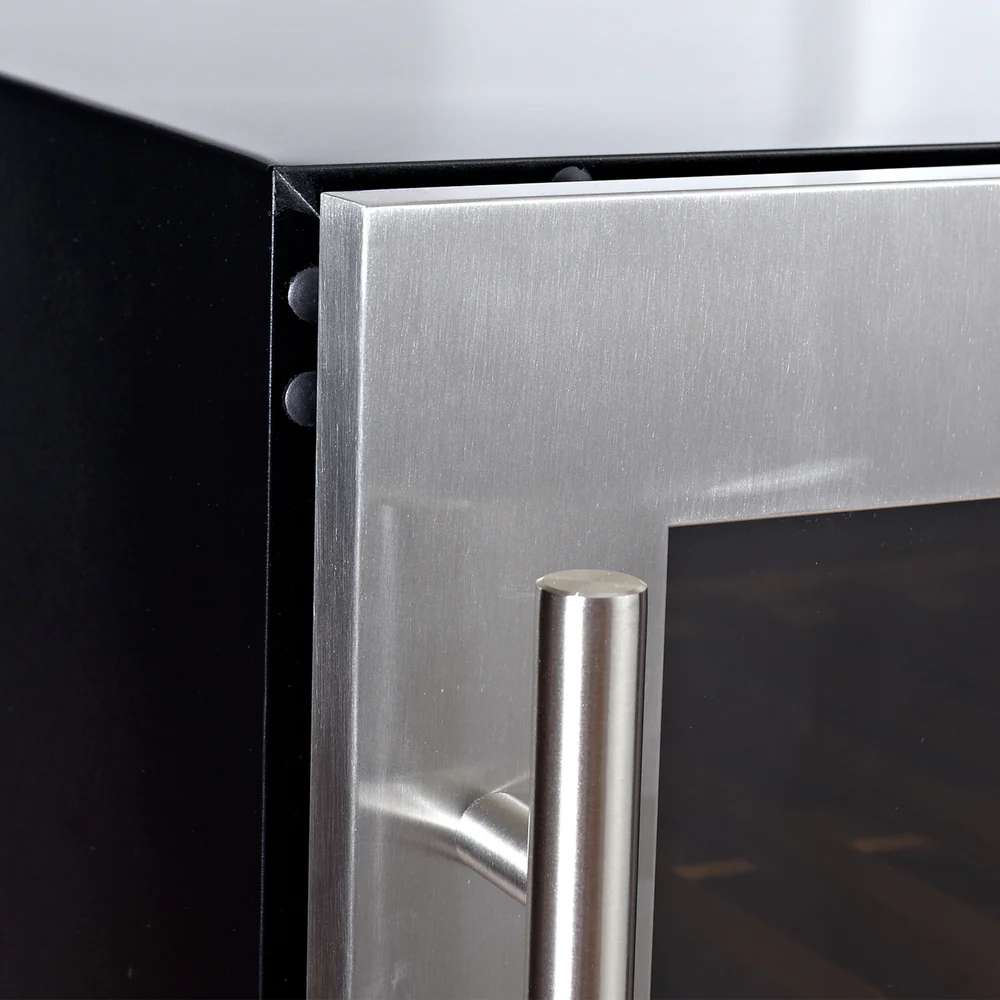Stainless steel door and handle of KingsBottle 47-Inch Height Single Zone Wine Cooler With Low-E Glass Door
