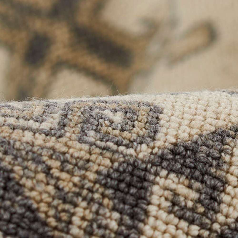 Zoomed-in texture of Momeni Anatolia Indoor Rug - ANA-10 Charcoal