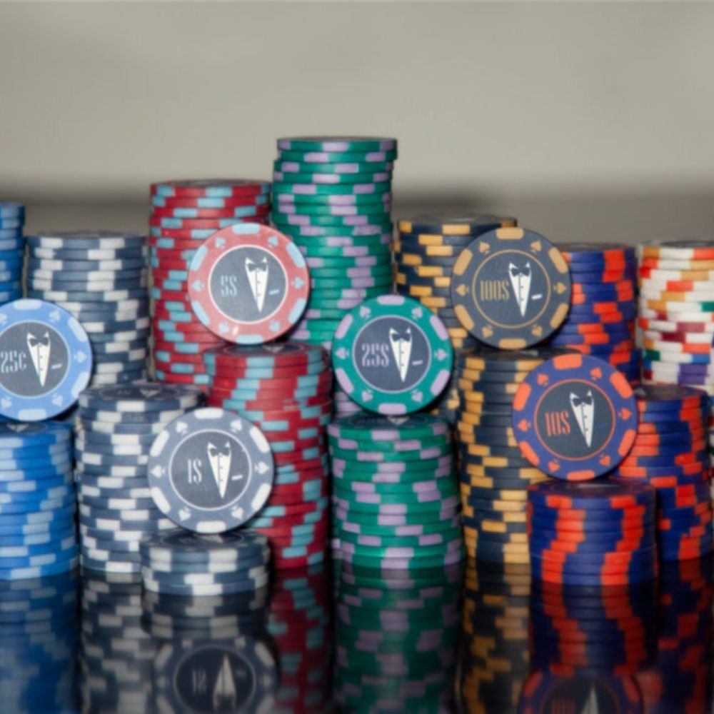 BBO Poker Tables 500pc Secret Agent Poker Chip Set-Freedom Room